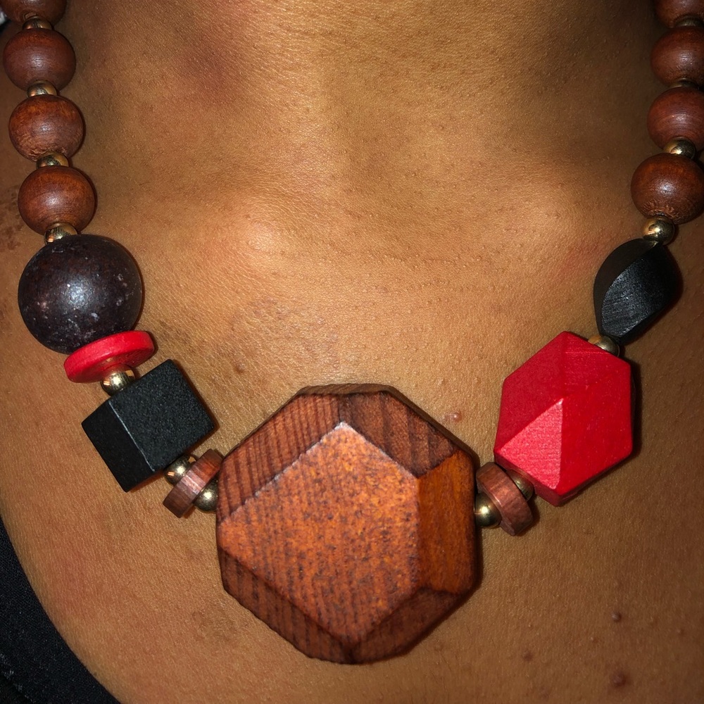 Jewelry - Picture 3 of 5